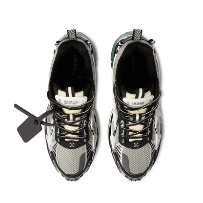 Off 'Be Right Back' Black White