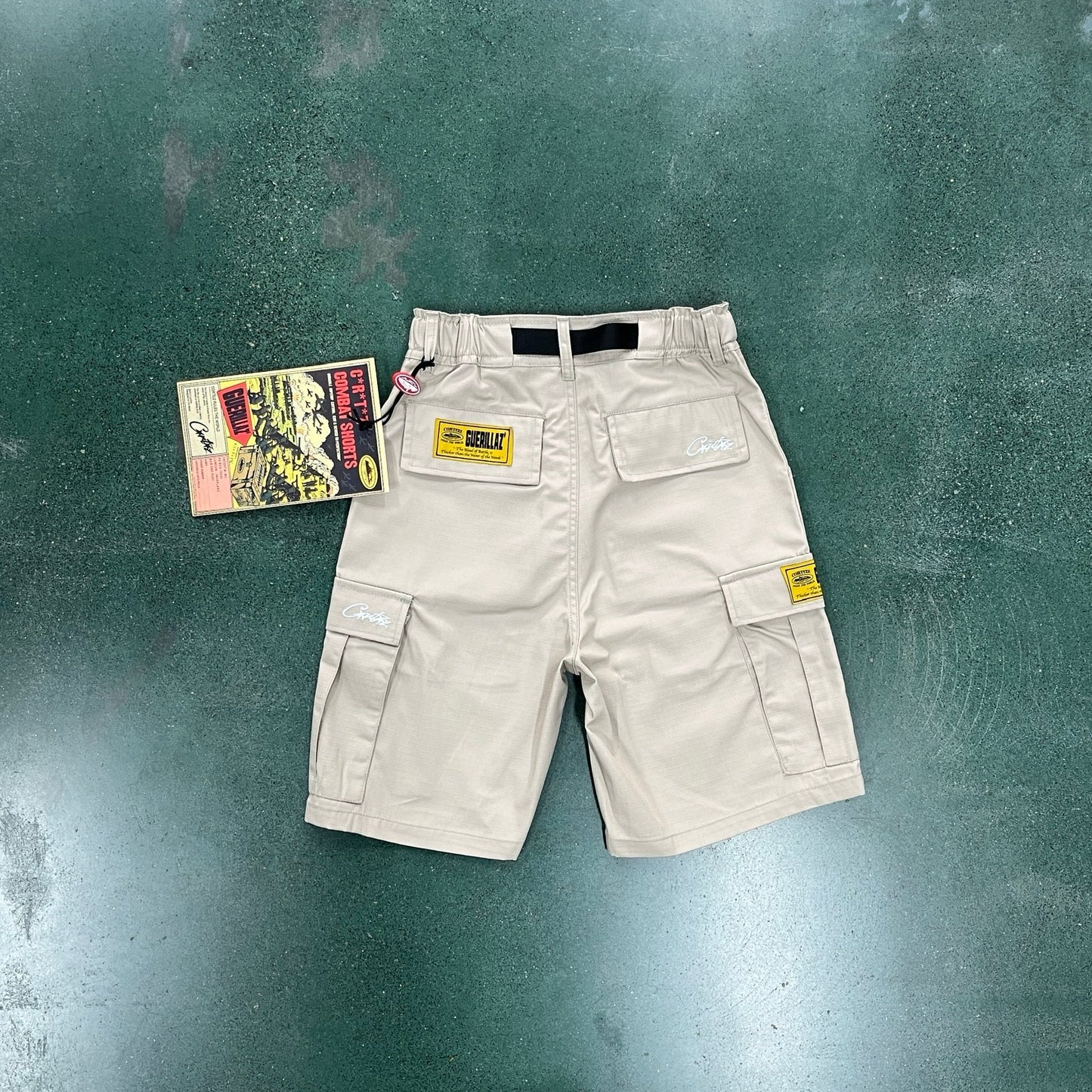 "alcatraz" cargo shorts beige