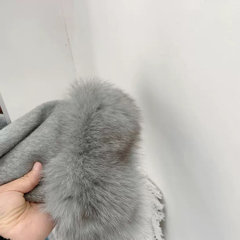 KATE – PREMIUM MANTEL MIT ECHTFELL